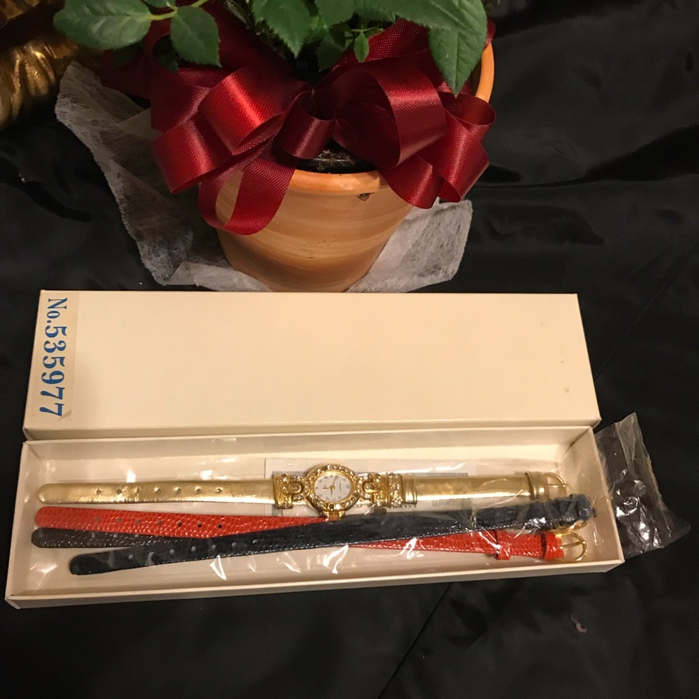 Watch - Picture 4 of 5